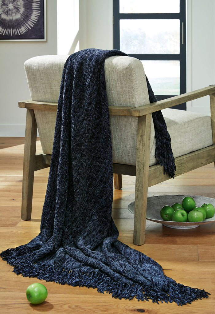 Tamish - Throw - Blue