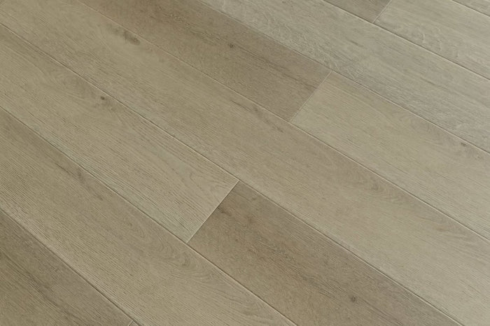 A close up of Sawn Oak TFSPC911 9mm vinyl flooring from Toucan.